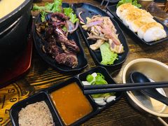 -胡悦里韩式烤肉(芝罘万达广场店)