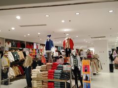-优衣库(重庆星光时代广场店)
