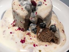 泥石流软胖子蛋糕-随心小姐