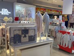 点击看大图 -孩子王(泊富ICITY店)