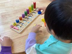 -抱抱熊托育中心(大悦城店)