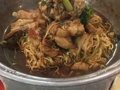 -芳村榕树头叹佬鸡煲(体育西店)
