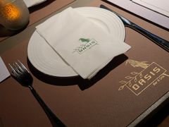 餐具摆设-Oasis Bar & Grill
