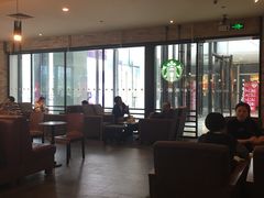 大堂-星巴克臻选(嘉兴海宁银泰城店)