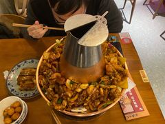 铜炉销魂蛙锅-炉小二铜锅牛蛙•川湘菜(三里屯店)