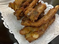 椒盐排骨-红星光发煲仔饭(文海店)