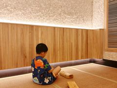 -涨巢·潮玩水疗局