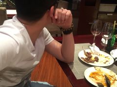 -荣誉国际酒店-云顶旋转餐厅