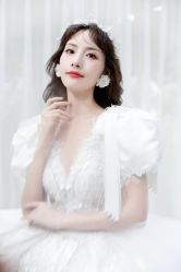 -Lady  Jane高端婚纱礼服馆