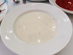 奶油松茸蘑菇汤-莫斯科餐厅