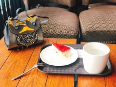 -星巴克臻选(盐城金鹰聚龙湖店)