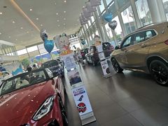 -南充通源宝马4S店(高坪店)