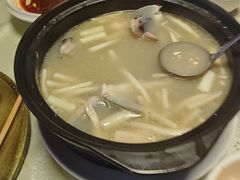 -土砂锅生态山庄·非遗砂锅雅鱼