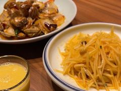 -川流不息·地道川菜·小龙虾(新松江路店)