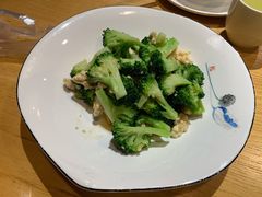 西蓝花拌桃仁-赤宴·川菜(玉林店)