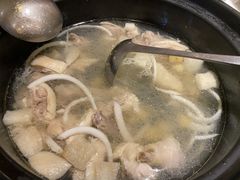 -东椰·海南椰子鸡火锅(朝阳门店)