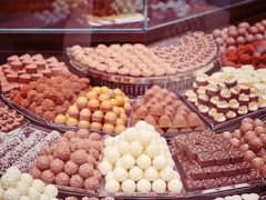 -Laderach 莱德拉(上海环贸iapm店)