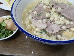 -一间楼牛羊肉泡馍馆(东一路店)