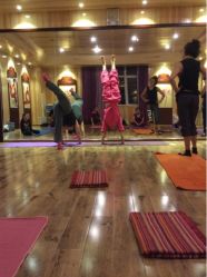 upload_pic-天悦国际瑜伽学院