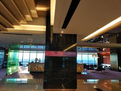 -上海龙之梦万丽酒店