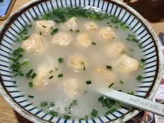 咸蛋黄鲜肉馄饨-样样体面(宝安支路店)