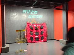 -极限PLAY运动娱乐新世界·团建派对潮玩休闲馆·室内蹦极高空游乐园