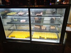 面包甜点陈列柜-星伦多 自助料理(圆融店)
