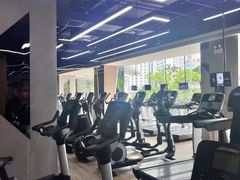 -威克健身游泳(万菱汇店)