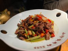 -洞庭土菜小炒馆(易发广场店)