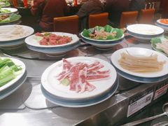 -钱小主·自助回旋烤肉火锅餐厅(东方新天地店)