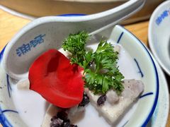 -渔珺石锅鱼·云南菜(天泽街店)