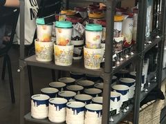 -星巴克(上海虹桥站2A检票口)