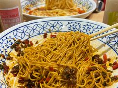 -李与白包子铺(桐梓林店)