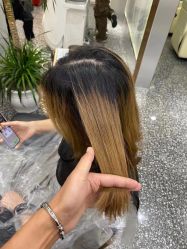 -Tloml salon
