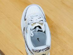 -NIKE KICKS LOUNGE体验店(北京新中关店)