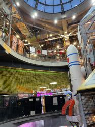 -嗨翻Hi-Fun竞技主题乐园·蹦床团建生日聚会(五棵松华熙店)