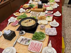 -家乡重庆火锅店