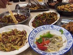 -江城燕子大排档(江汉路步行街店)