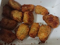 酥嫩狭鳕鱼粒-达美乐比萨(文三路店)