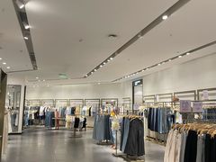 -URBAN REVIVO(佛山南海万达广场店)
