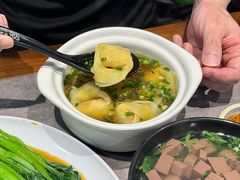 -莱莱小笼·乔艾