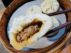 猪肉大葱包-草包包子铺(宽厚里店)