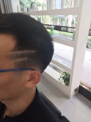 点击看大图 -首脑美发沙龙