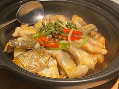 -江上荟·创意中国菜(绿地缤纷城店)