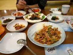 -青瓦餐厅·生鱼片·韩园烤肉(西塔店)