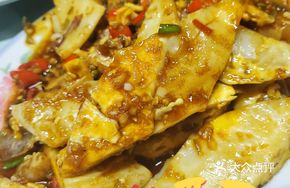 Stir-fried Goose Egg with Bird's Eye Chili
