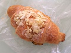 杏仁牛牛-流酥可心·牛乳蛋糕商店(禾祥西路店)