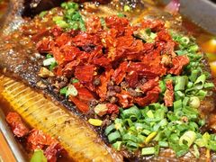 -何师烧烤Pro ·江湖川菜·小龙虾·精酿啤酒(太古里旗舰店)