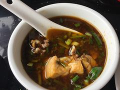 -南渝食府.墨脱石锅松茸鸡