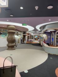 -奈尔宝·国风主题儿童乐园·亲子餐厅(豫园商城店)